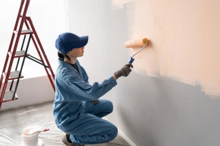 Rénovation par la peinture, les étapes essentielles pour un résultat impeccable